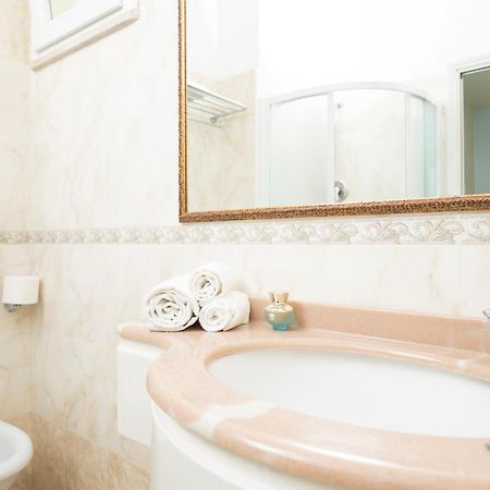 Hotel Rosa Maria Elite Беллария-Иджеа-Марина Экстерьер фото