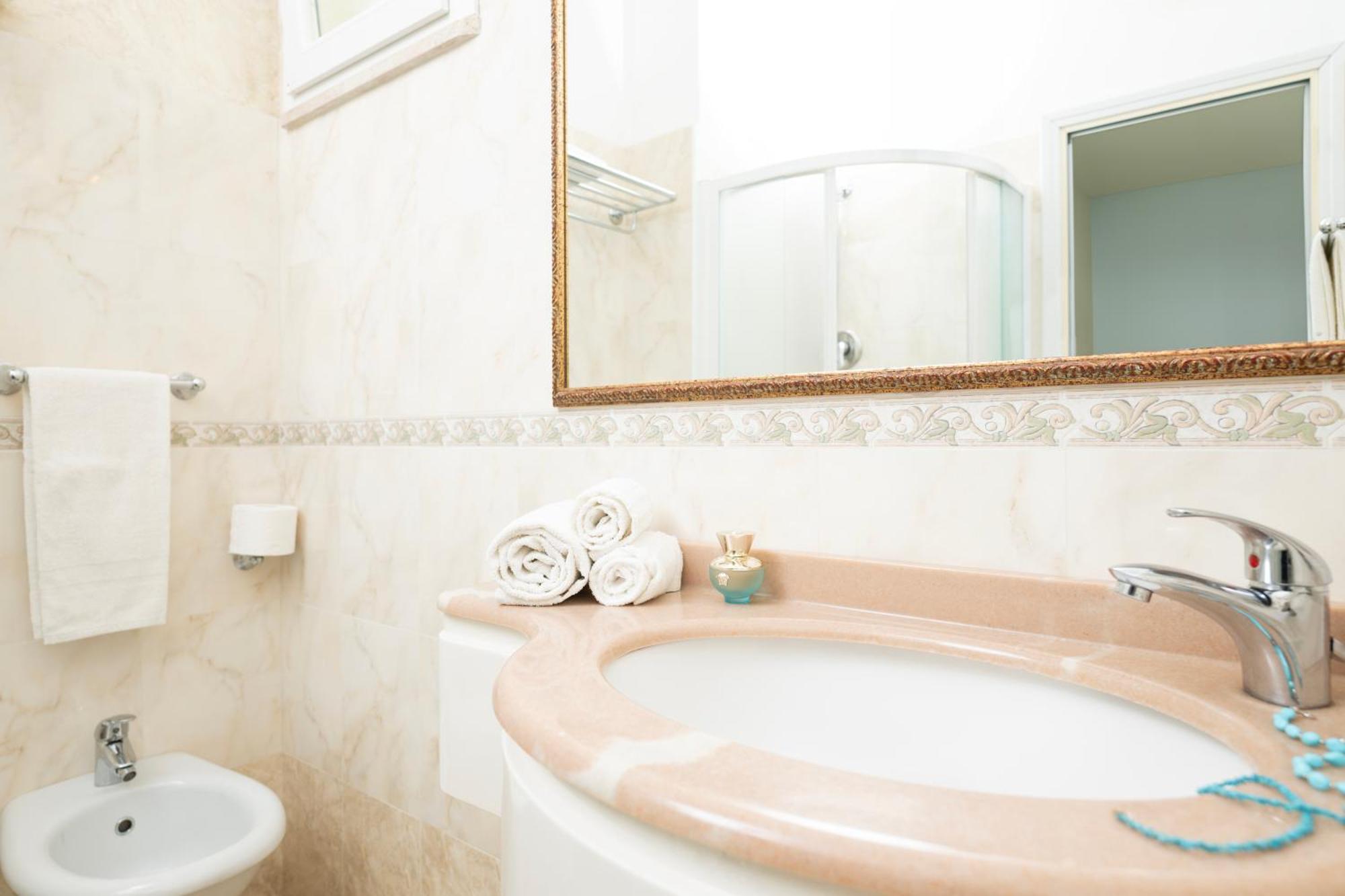 Hotel Rosa Maria Elite Беллария-Иджеа-Марина Экстерьер фото
