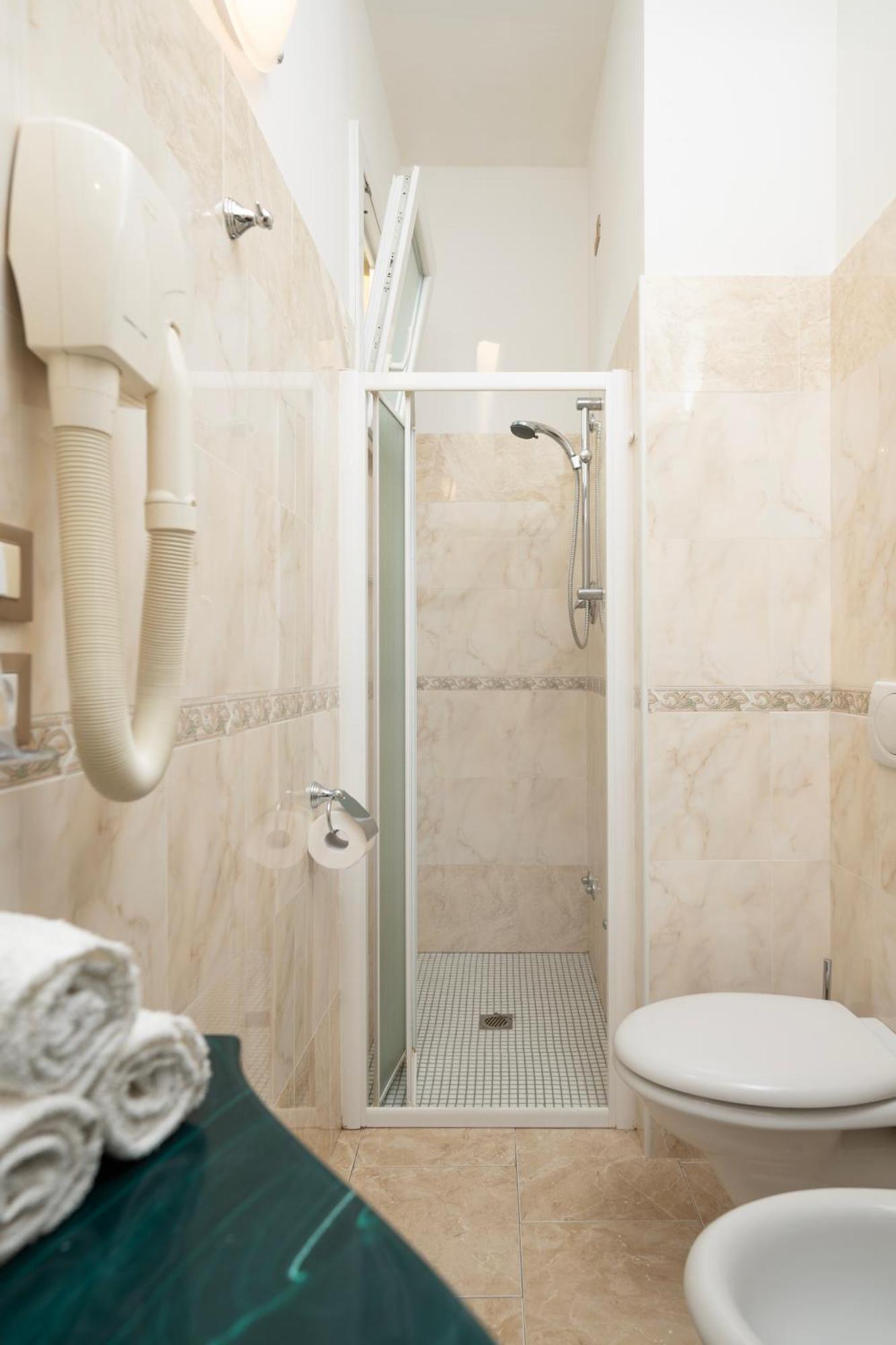 Hotel Rosa Maria Elite Беллария-Иджеа-Марина Экстерьер фото