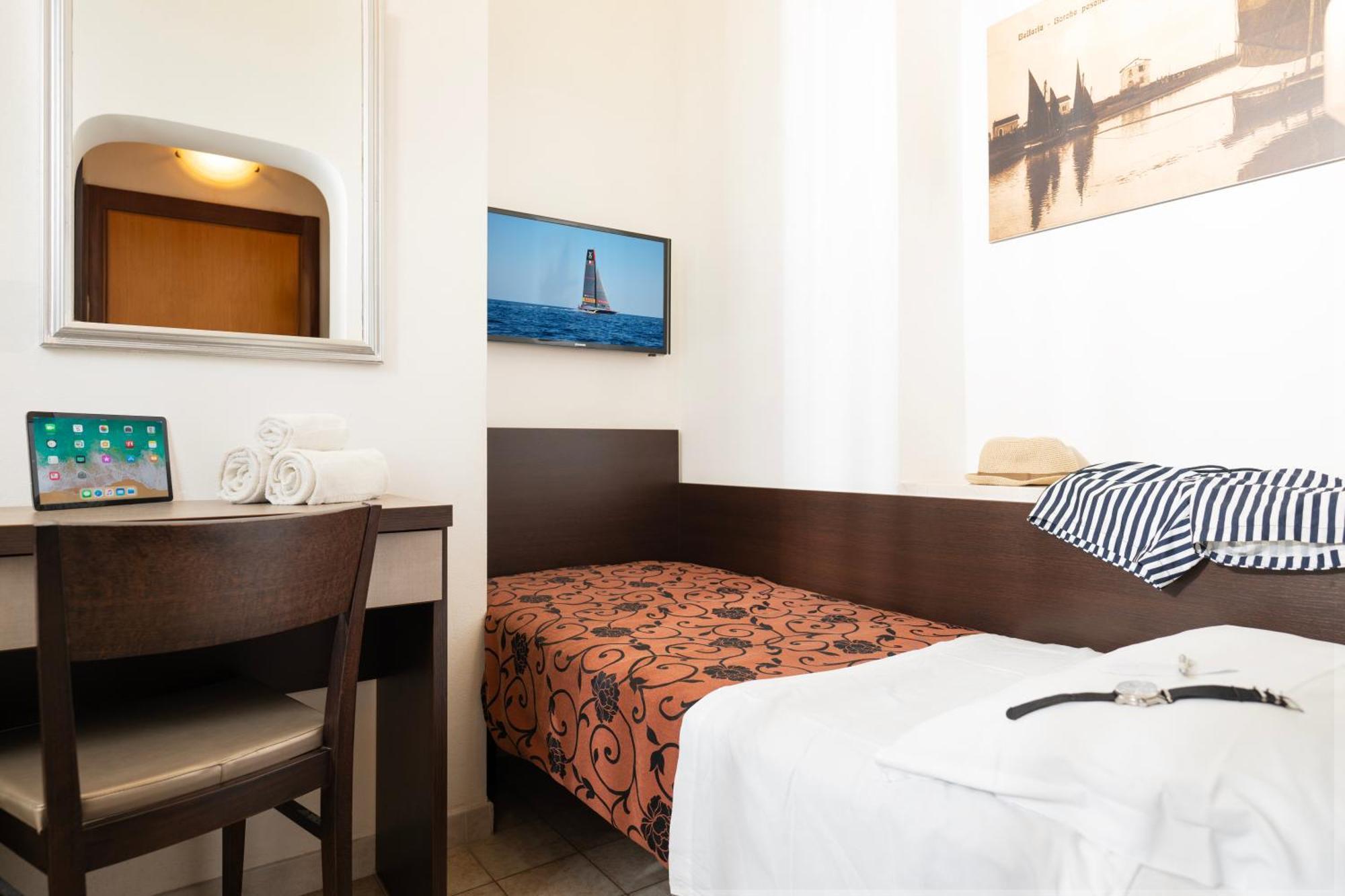Hotel Rosa Maria Elite Беллария-Иджеа-Марина Номер фото