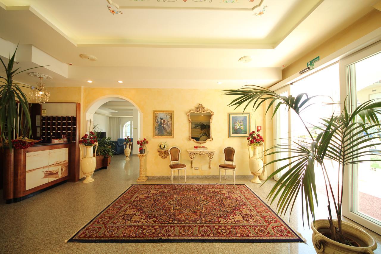 Hotel Rosa Maria Elite Беллария-Иджеа-Марина Экстерьер фото